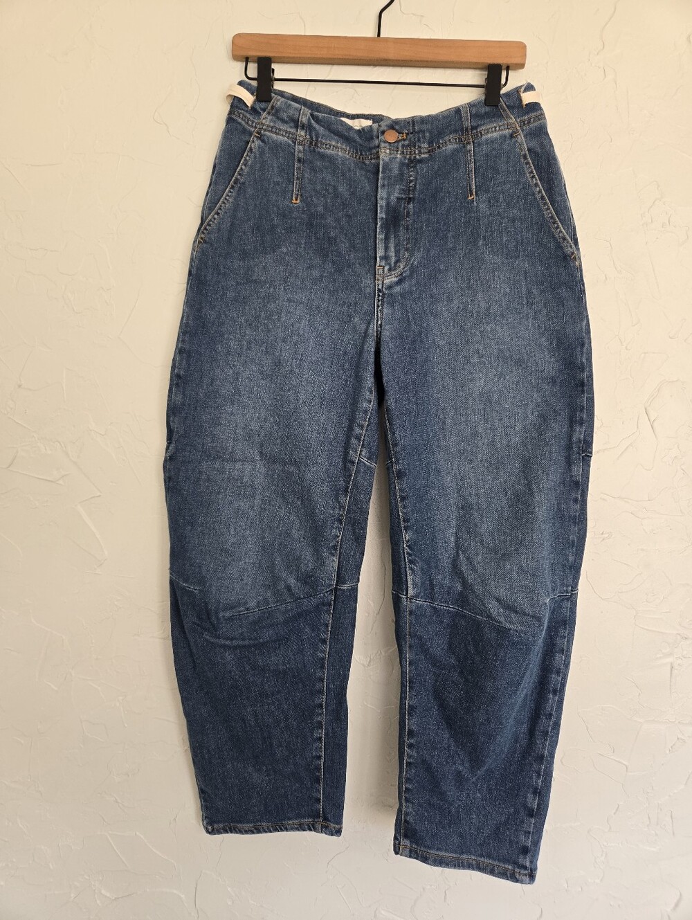 Anthro Pilcro Leni Tapered Mid Rise Barrel Jeans, 26 - Picture 3 of 14